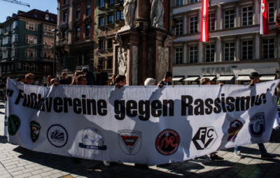 (C) FC Wacker Innsbruck: Innsbrucker Fußballvereine gegen Rassismus
